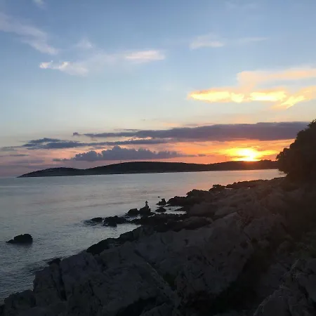 Behin * Martinšćica