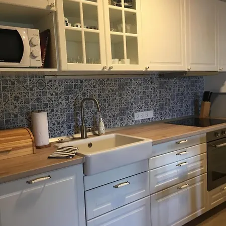 Behin * Martinšćica